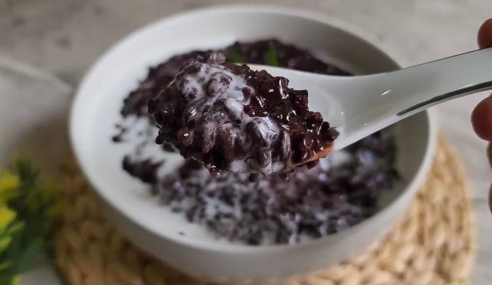 ilustrasi bubur ketan hitam (YouTube.com/atha naufal)