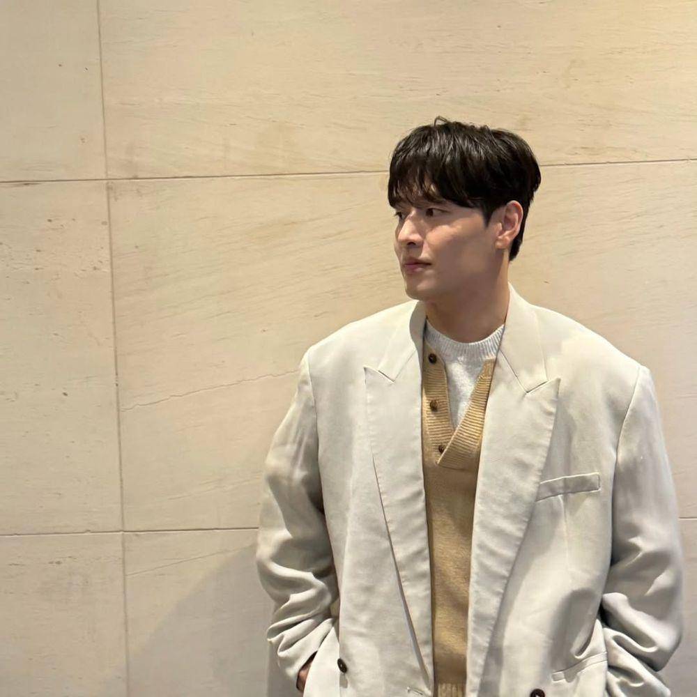 potret Kang Ha Neul (instagram.com/kanghaneul_official)