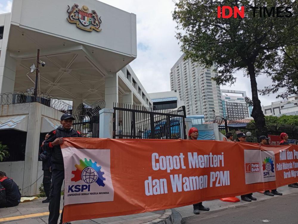 Pekerja Migran Tewas Ditembak, Buruh Geruduk Kedubes Malaysia