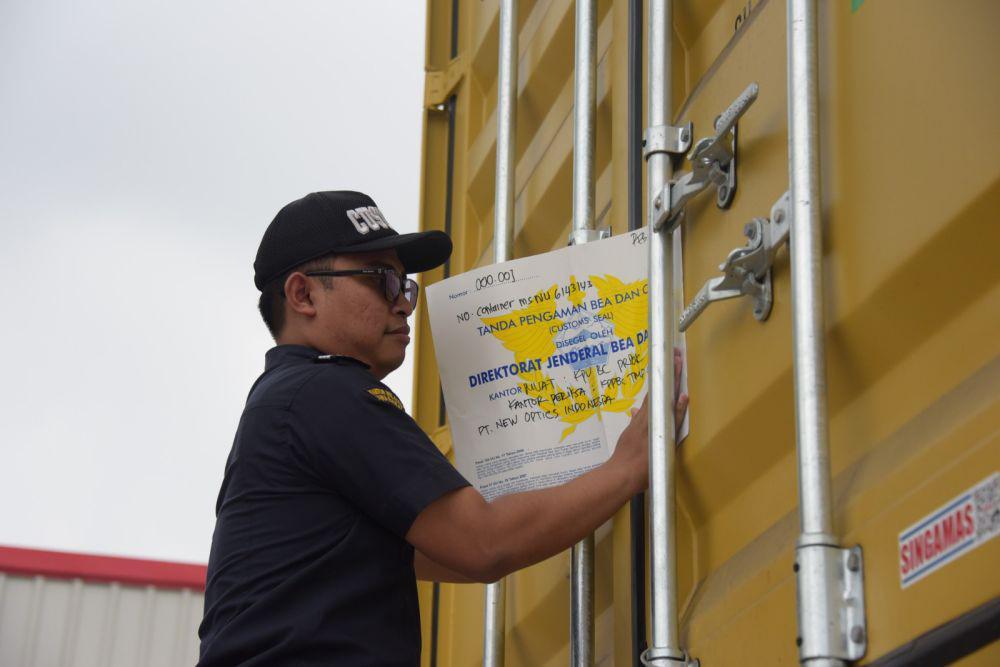 Bea Cukai Dukung Iklim Ekspor Produk Manufaktur Elektronik di Cikarang