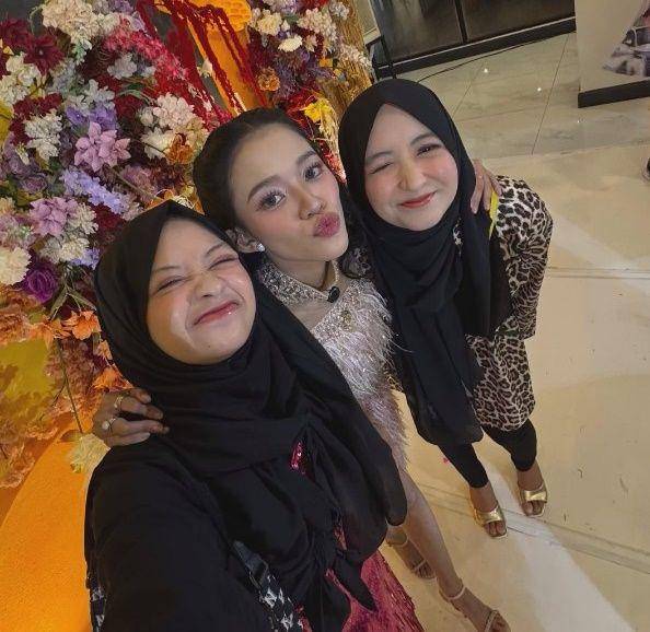 potret tamu artis di ulang tahun Ummi Quarry (instagram.com/haldarnta)