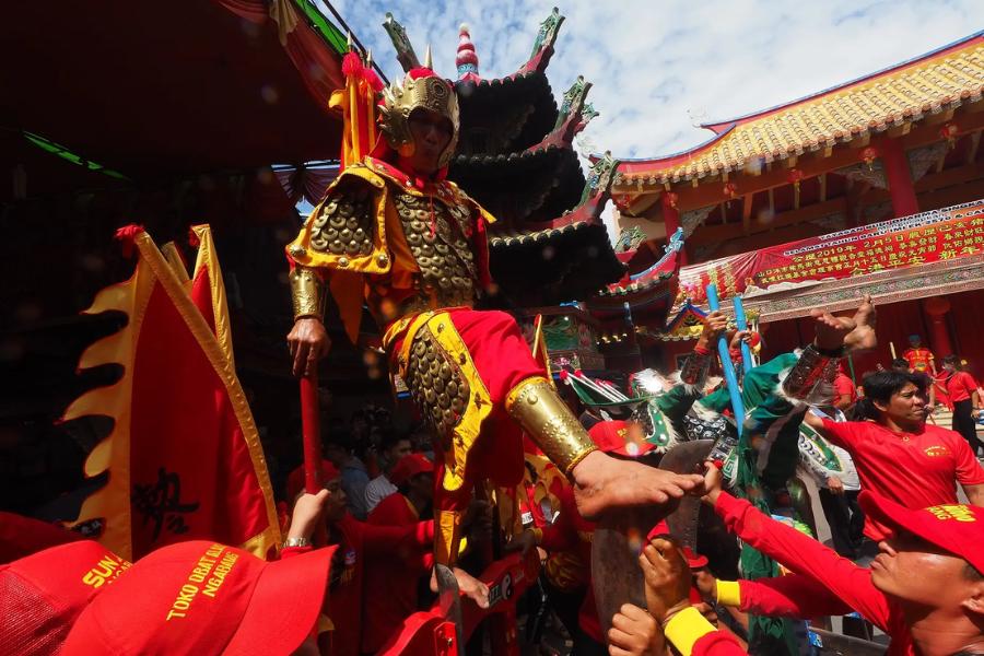 [QUIZ] Pilih Makanan Khas Cap Go Meh Favoritmu, Destinasi Ini Cocok untukmu!