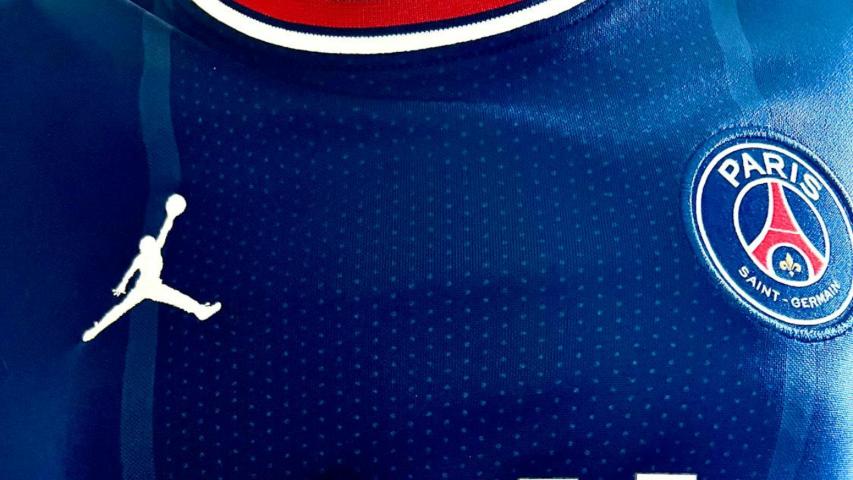 Apa yang Bikin PSG Tampil Dominan di Semua Kompetisi pada 2024/2025?