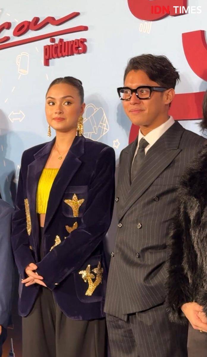 potret para pemain di Gala premiere film remake A Business Proposal pada Jumat (31/1/2025) (IDN Times/Elizabeth Chiquita)