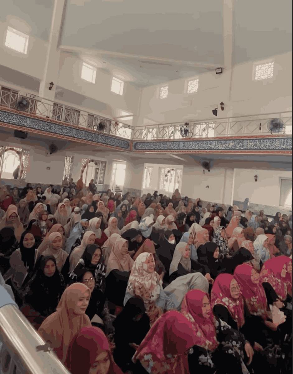 Masjid Tazkia Islamic Centre (https://www.instagram.com/masjidtazkia/)