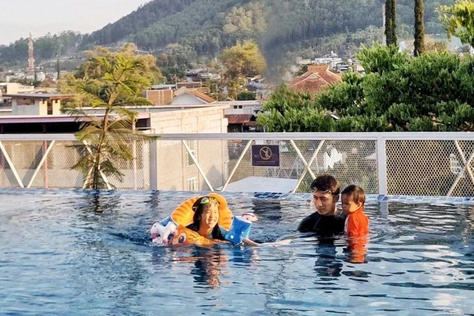 11 Rekomendasi Hotel di Bawah Rp500 Ribuan di Batu, Viewnya Juara!