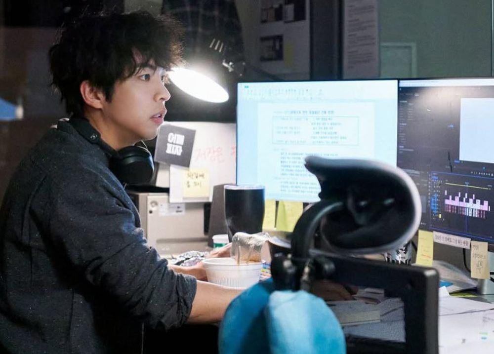 7 Dampak bagi Kang Gi Ho sebagai Produser Utama di Unmasked