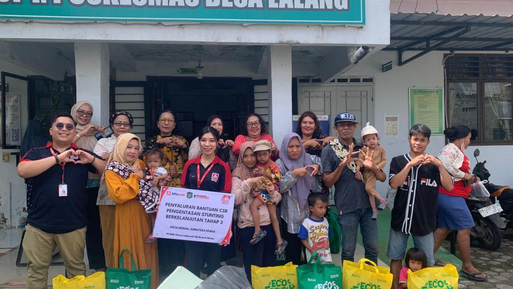 Alfamidi Medan Berikan 1.800 Telur untuk 30 Anak Stunting