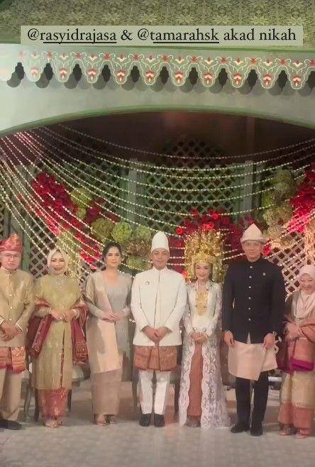 Aliya Rajasa dan Annisa Pohan di pernikahan Rasyid Rajasa (Instagram.com/annisayudhoyono)