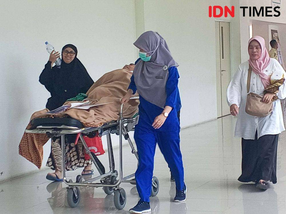Ilustrasi pasien di RSUD NTB. (IDN Times/Muhammad Nasir)