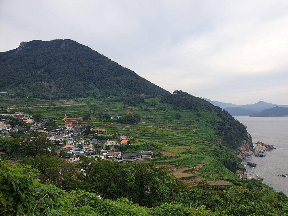 ilustrasi daraengi village (commons.wikimedia.org/Choi2451)