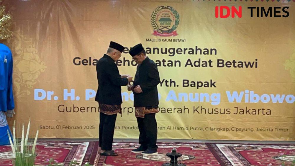 Pramono Dapat Gelar Kehormatan Adat Betawi: Namanya Bang Anung