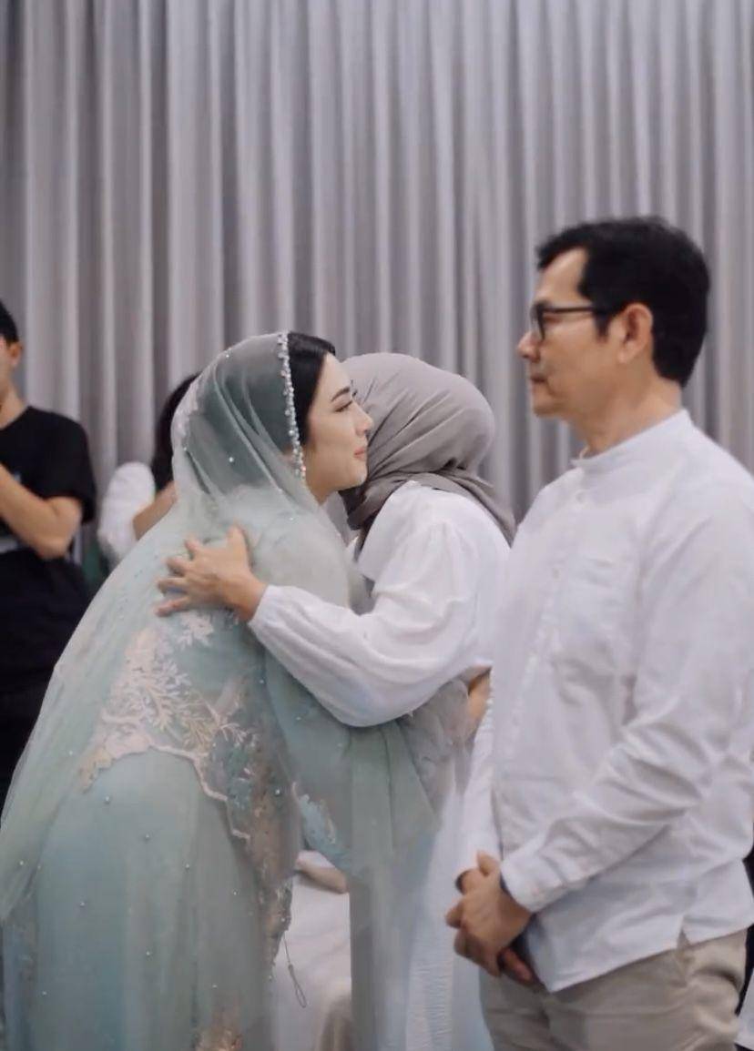 potret pengajian empat bulan kehamilan Indi Arisa, istri Ade Govinda (Instagram.com/ade_govinda)