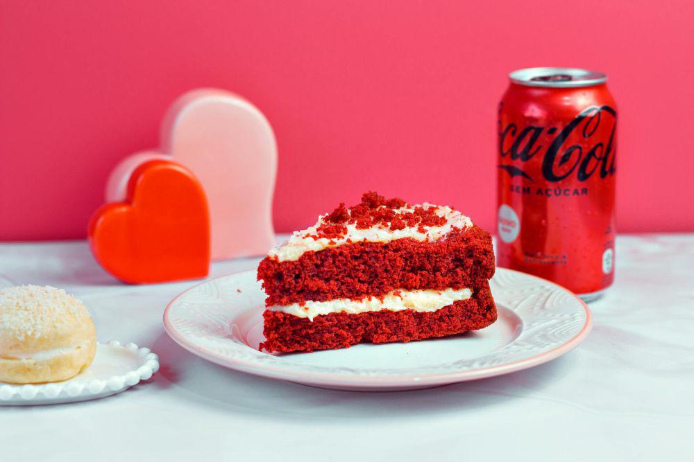 Resep Bolu Pisang Red Velvet, Legit dan Lembutnya Menggoda!