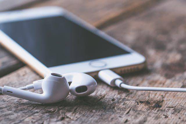 ilustrasi Earphone (pexels.com/jessica)