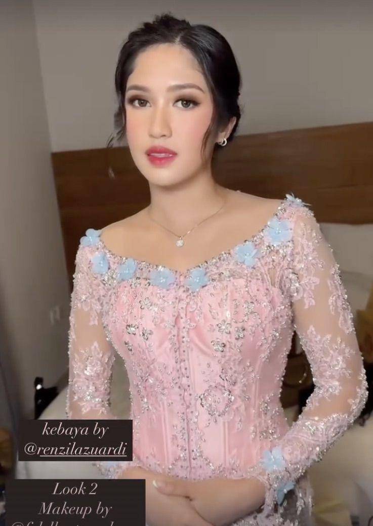 Pengajian dan siraman Ochi Rosdiana (instagram.com/stories/ochi24)