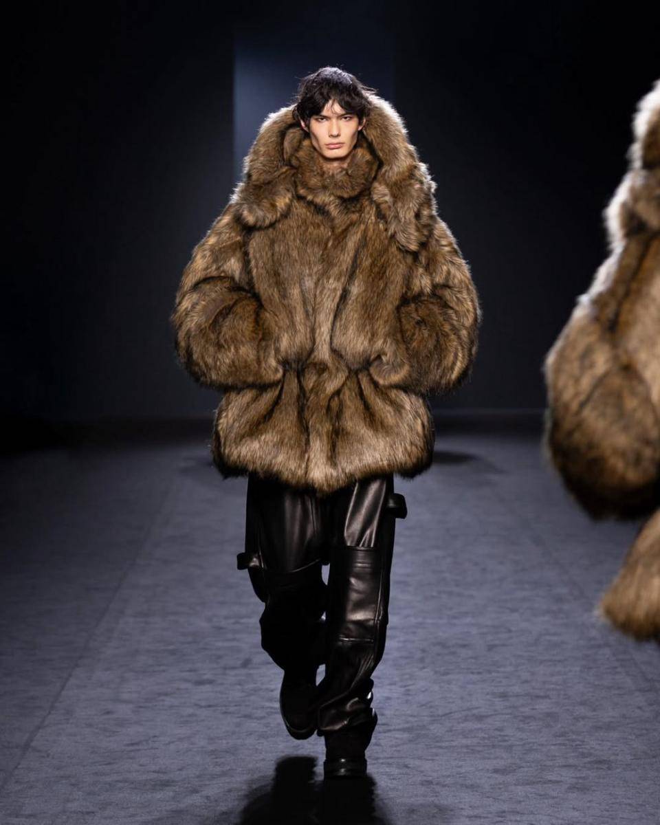 Juun J. F/W 2025-26 di Paris Fashion Week Menswear (instagram.com/juun_j)