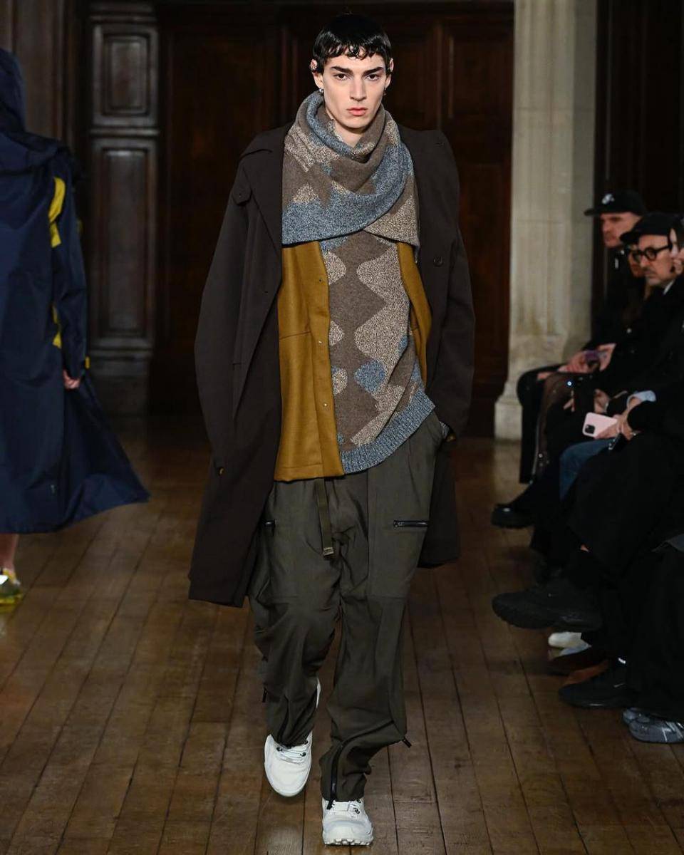 White Mountaineering F/W 2025-26 di Paris Fashion Week Menswear (instagram.com/whitemountaineering_official)