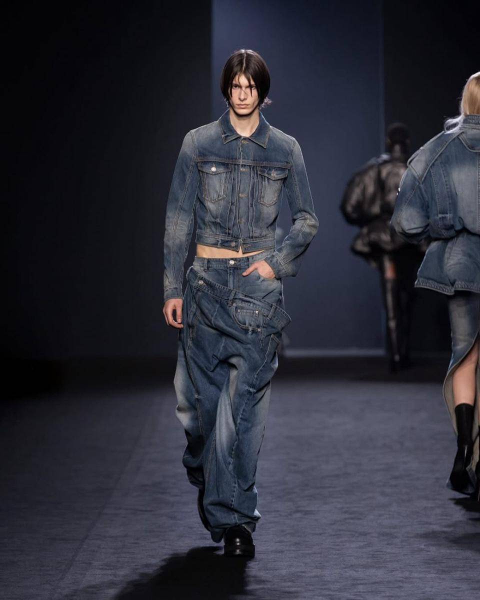 Juun J. F/W 2025-26 di Paris Fashion Week Menswear (instagram.com/juun_j)