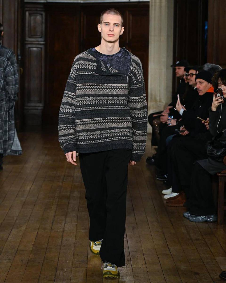 White Mountaineering F/W 2025-26 di Paris Fashion Week Menswear (instagram.com/whitemountaineering_official)