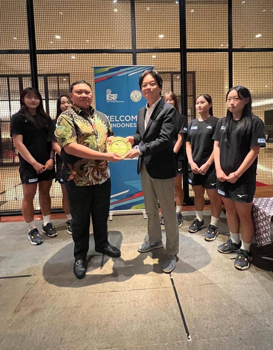 ISTF dan PESTI berdiskusi soal soft tennis Indonesia. (Dok. PESTI)