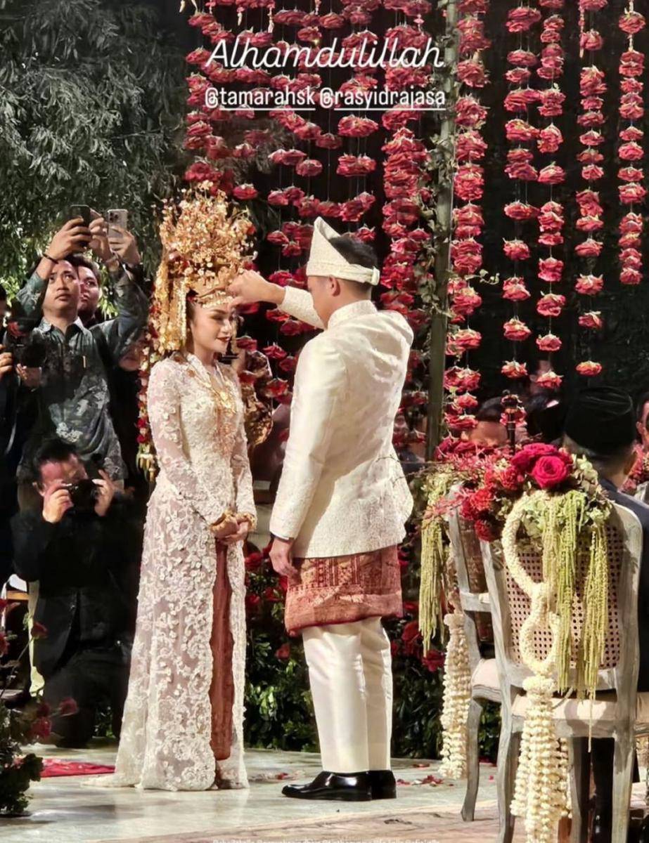 Busana dan Makeup Tamara Kalla di Akad Nikah bersama Rasyid Rajasa (instagram.com/keozooo via rasyidrajasa)