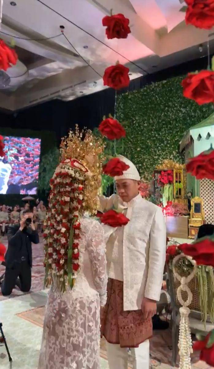 Busana dan Makeup Tamara Kalla di Akad Nikah bersama Rasyid Rajasa (instagram.com/ruby_26)