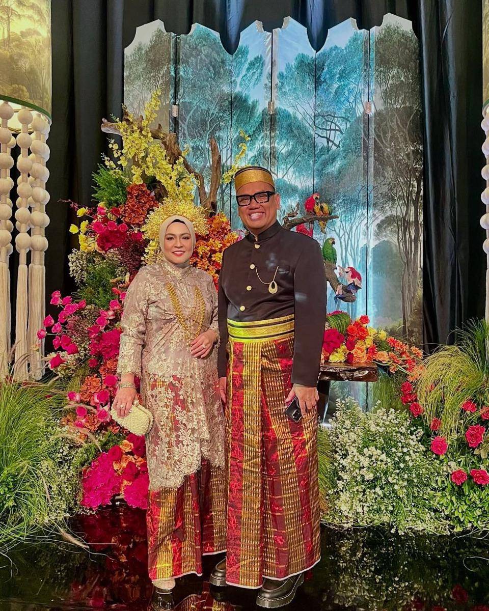 potret artis di resepsi Rasyid Rajasa (instagram.com/astridkuya)