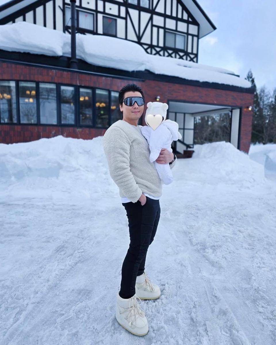 Syahrini dan Reino Barack kenalkan anak pada salju di Jepang (instagram.com/princessyahrini)