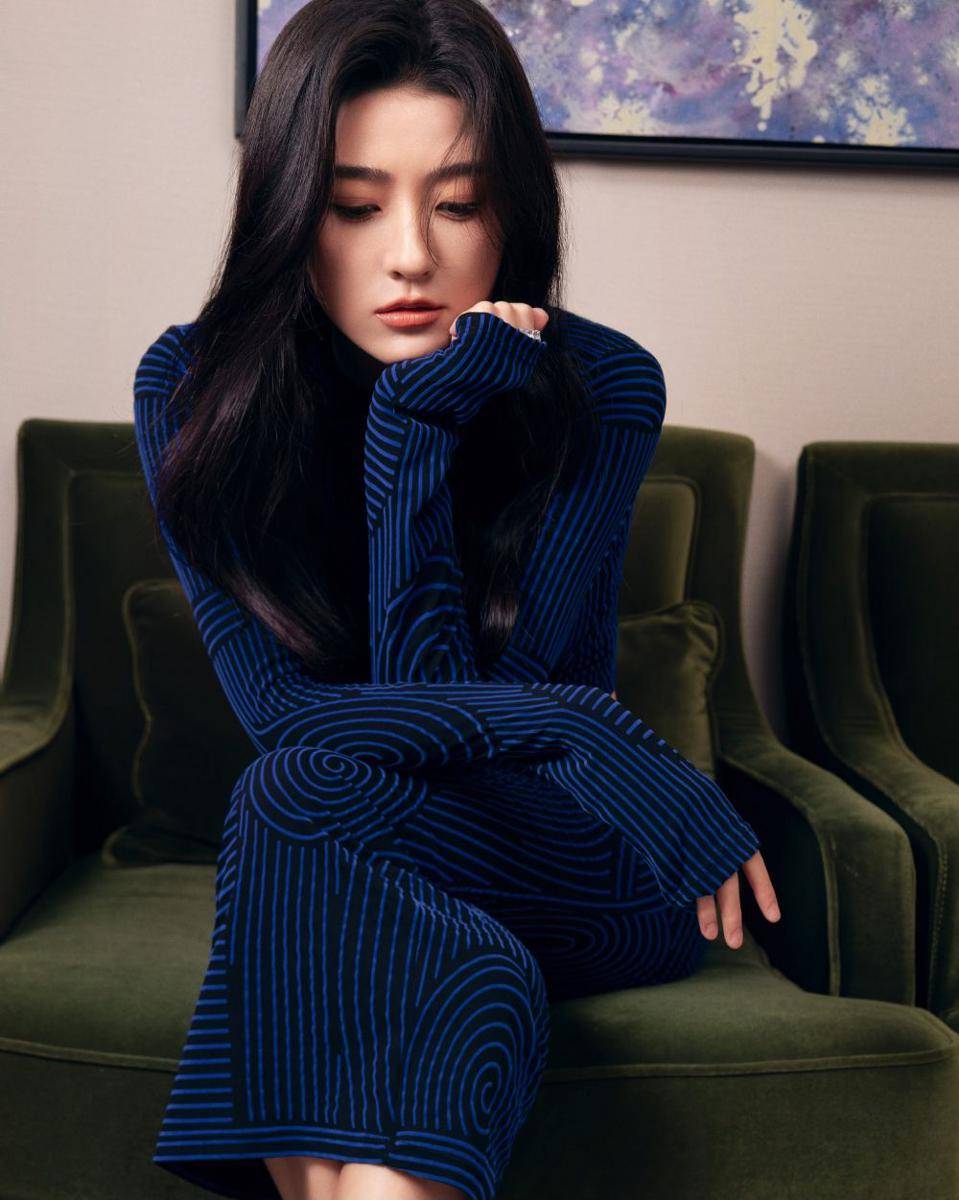 potret Liang Jie (weibo.com/梁洁Little)