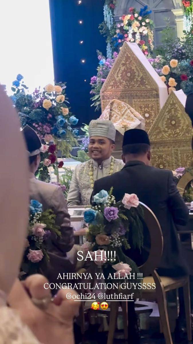 Akad nikah Ochi Rosdiana dan Luthfi Arif (Instagram.com/reginalyaa)
