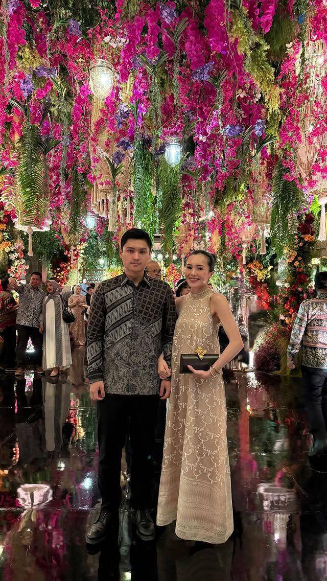 potret artis di resepsi Rasyid Rajasa (instagram.com/bebytsabina)