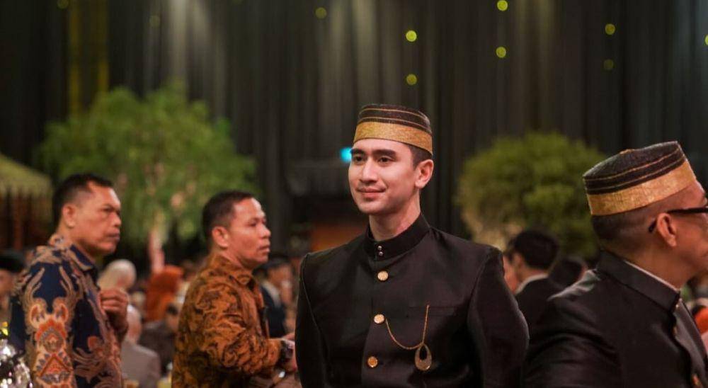 potret artis di resepsi Rasyid Rajasa (instagram.com/bramastavrl)
