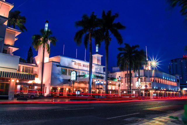Potret hotel Majapahit Surabaya. unsplash.com