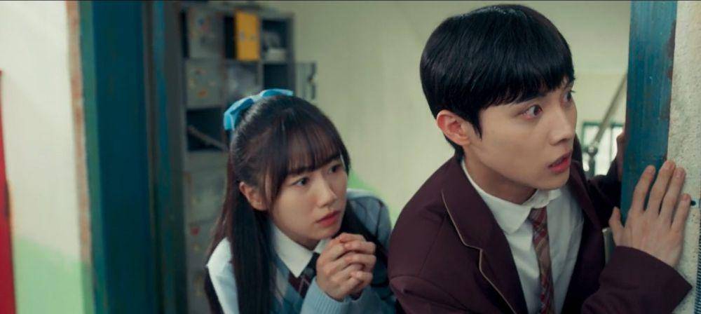 Yoon Sang Jeong dan Lee Jong Hyun di Study Group (dok. TVING/Study Group)