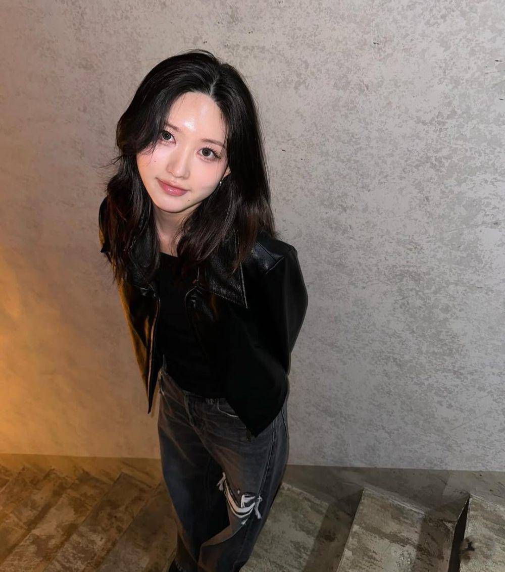 Gaeul IVE (instagram.com/fallingin__fall)