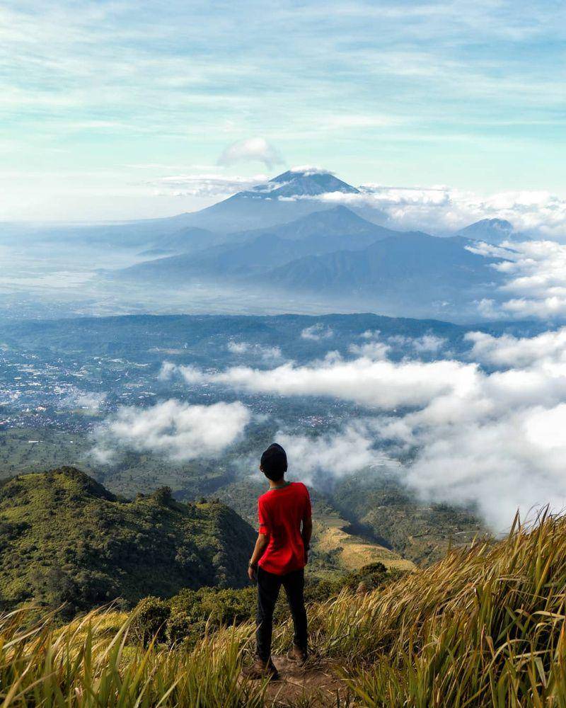 potret pemandangan dari Gunung Ungaran (instagram.com/adfriando)