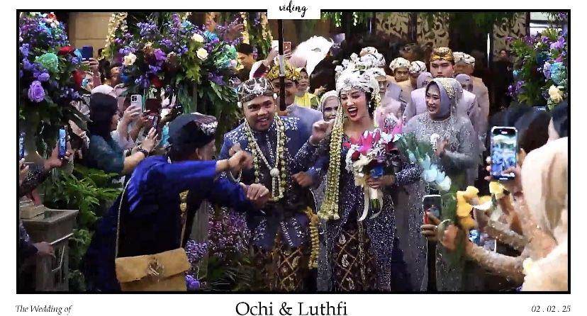 potret resepsi pernikahan Ochi Rosdiana dan Luthfi Arif Adianto (youtube.com/Ochi Rosdiana)