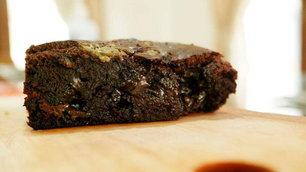 ilustrasi fudgy brownies (unsplash.com/Inna Safa)