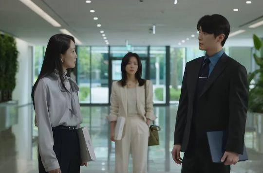 still cut drama Korea Love Scout (youtube.com/@SBSdrama.official)