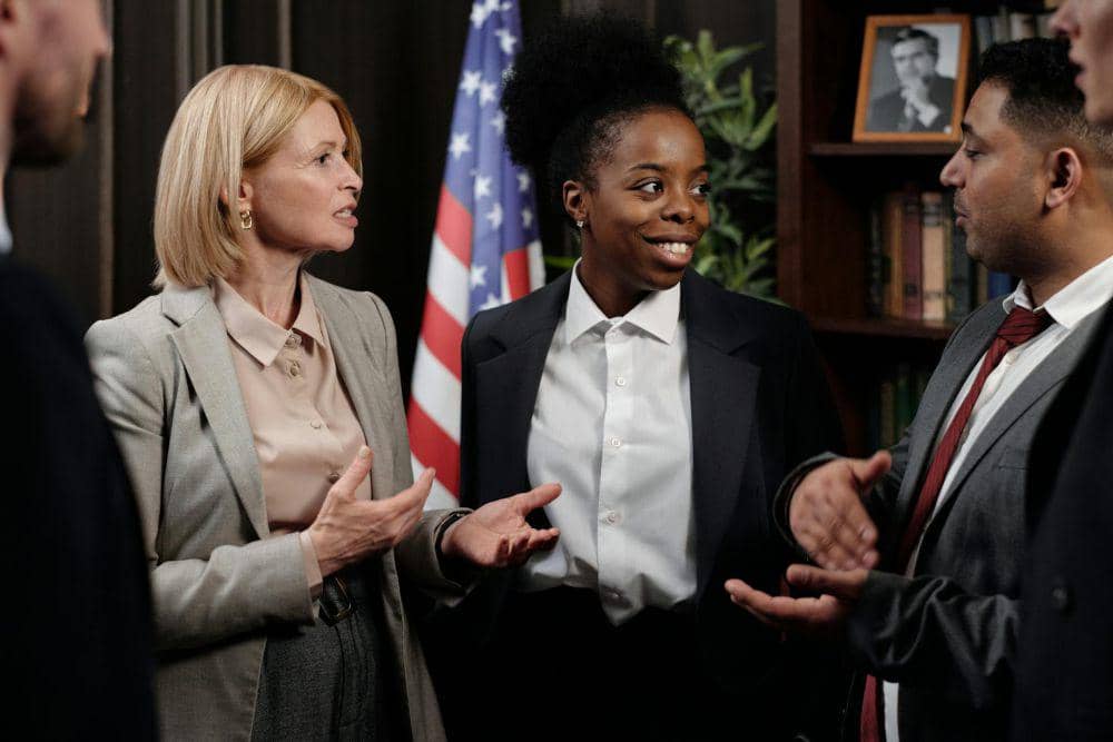 ilustrasi diplomasi (pexels.com/August de Richelieu)