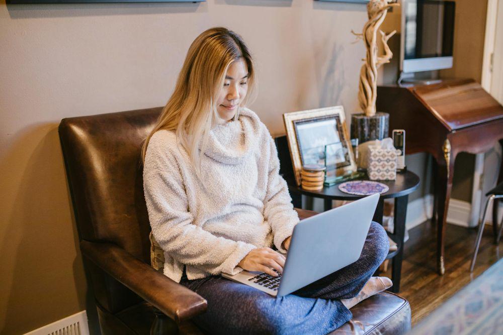 5 Tipe MBTI yang Paling Cocok Kerja Remote, Produktif Maksimal!