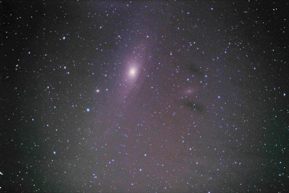 ilustrasi galaksi andromeda (pexels.com/ Olivier Brinkman)