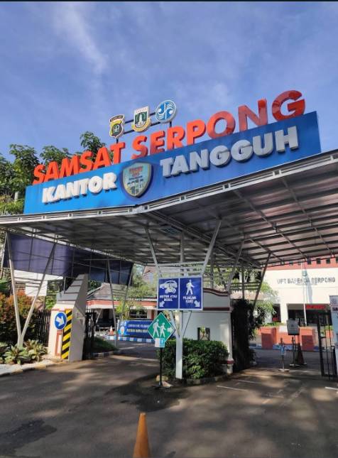 Kantor Samsat Serpong (Olif Kurniawan)