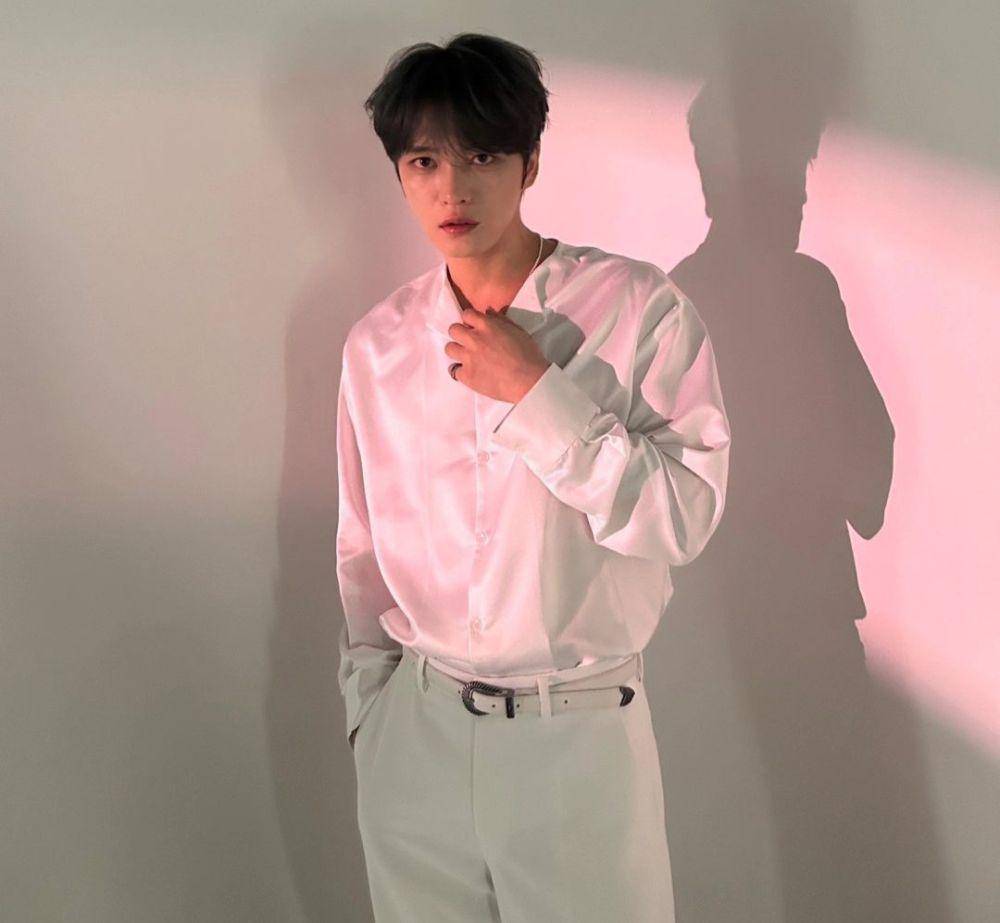 Kim Jaejoong (instagram.com/jj_1986_jj)