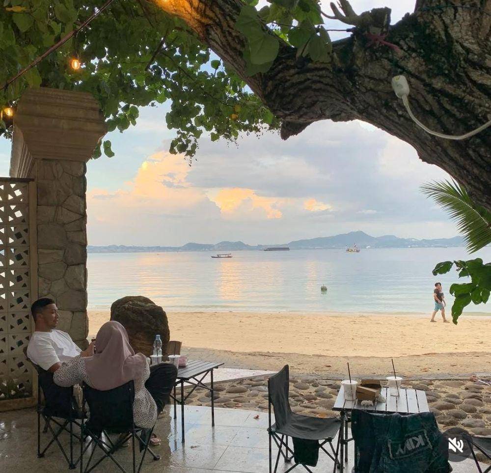 Potret Terbaru Pantai Mutun (Instagram/mimis_caffee)