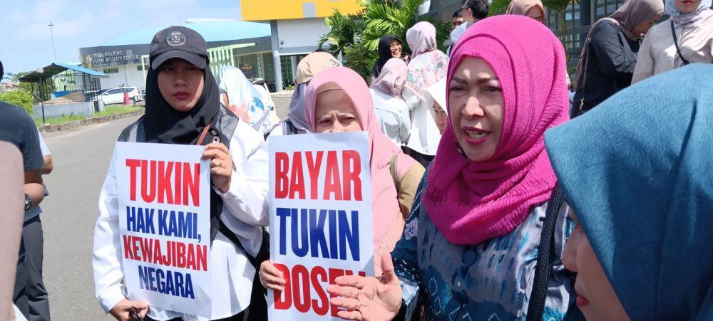 Dosen ULM Banjarmasin Gelar Aksi Tuntut Tukin yang Tertunggak