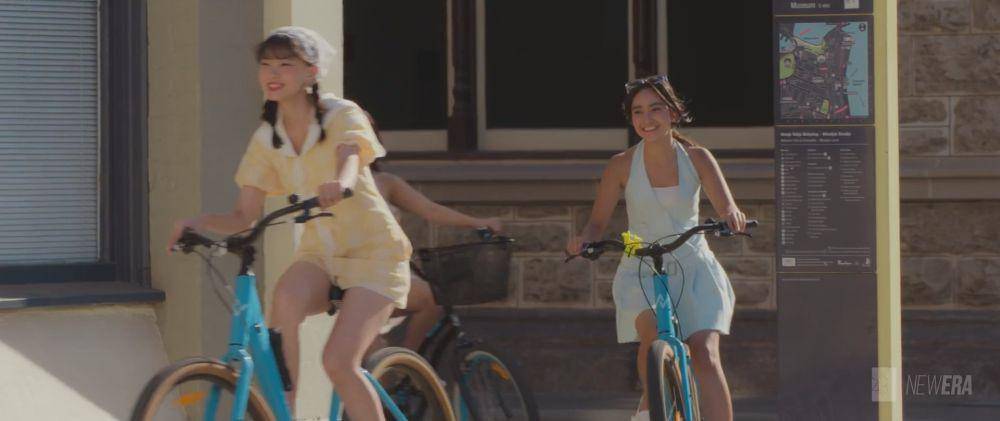 perbandingan MV #KuSangatSuka dan #Sukinanda (yotube.com/jkt48)
