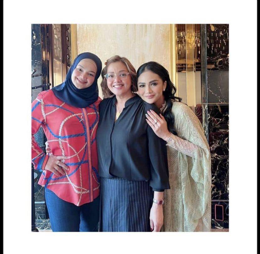 potret kenangan Kris Dayanti dan manajernya, Selby Anwar (Instagram.com/selbyanwar)