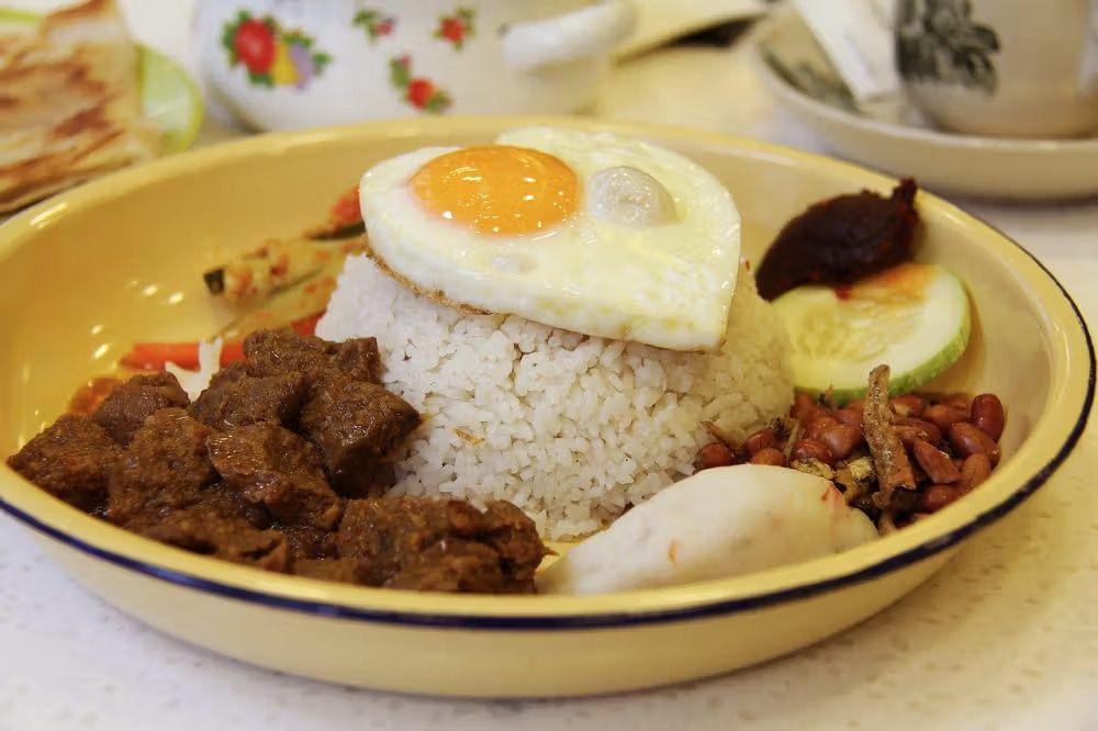 5 Tempat Makan Nasi Gudeg di Jombang, Semuanya Enak!